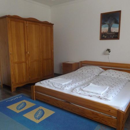 Almafas Vendeghaz Orseg Villa Kerkakutas Exterior photo