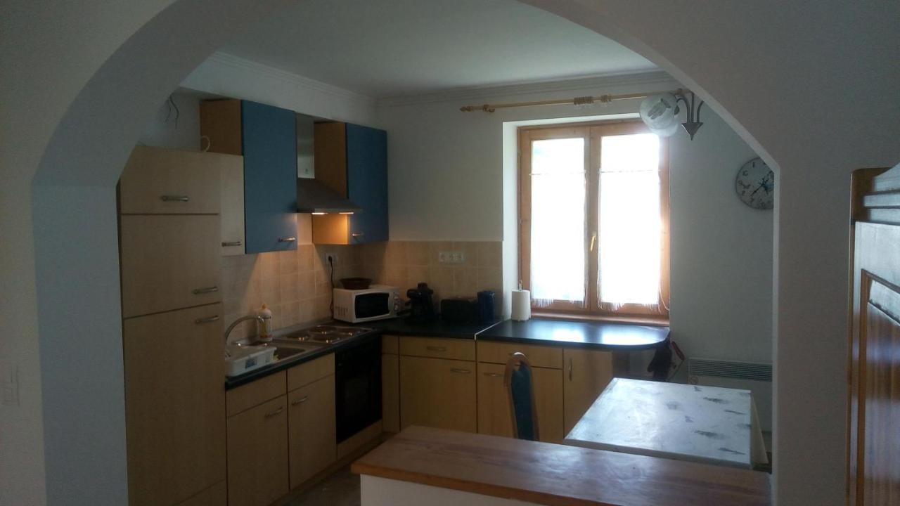 Almafas Vendeghaz Orseg Villa Kerkakutas Exterior photo